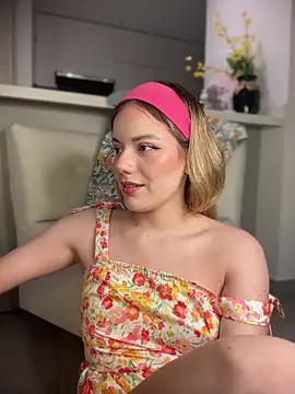 Chat XXX ao vivo de NicoleCut