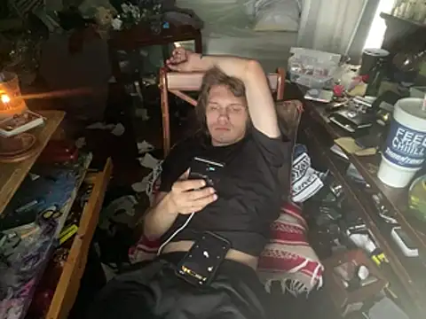 XanderOzzz: вебкам-шоу