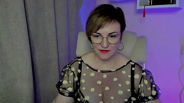 feliziaDesire Chat XXX in diretta