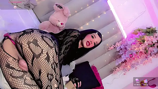 Chatroom XXX en direct de Nina_Keyli
