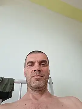 Show modela SIR-MASTER-DOMINATOR na web-kameri