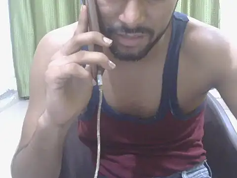 XXX chat uživo modela Stubborndesiboy