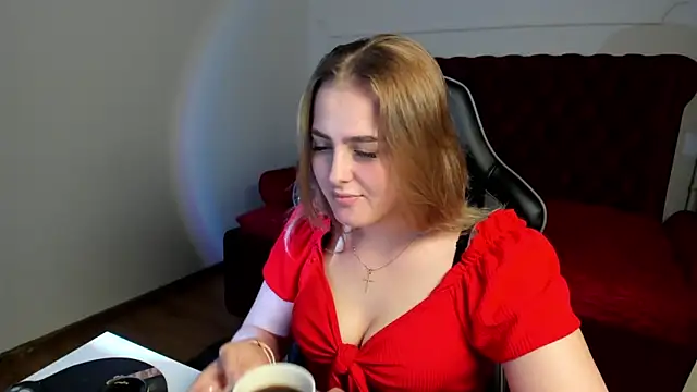 EllaBells Chat XXX in diretta