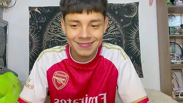 Czat XXX na żywo – Andy_Belier23