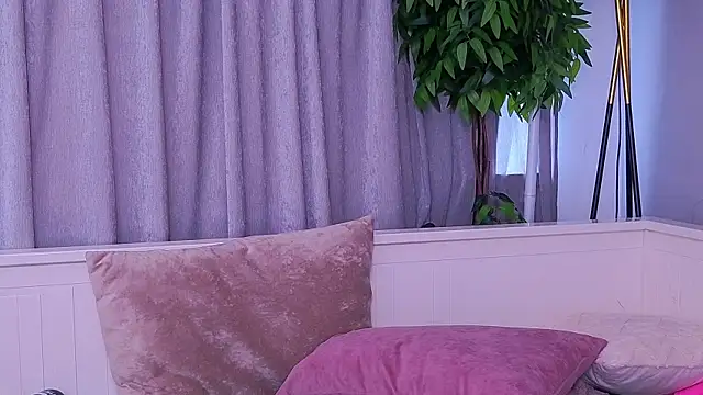 LanaReals Live XXX-Chat