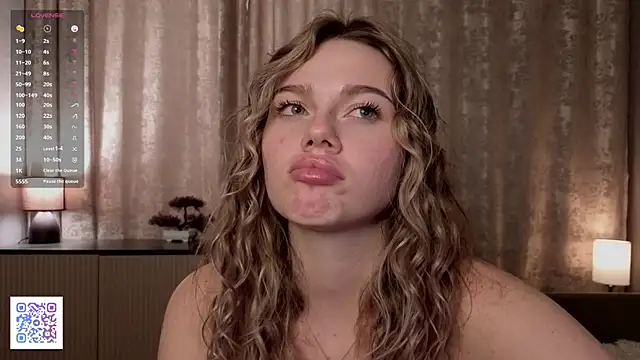 DonaDebore XXX чат на живо