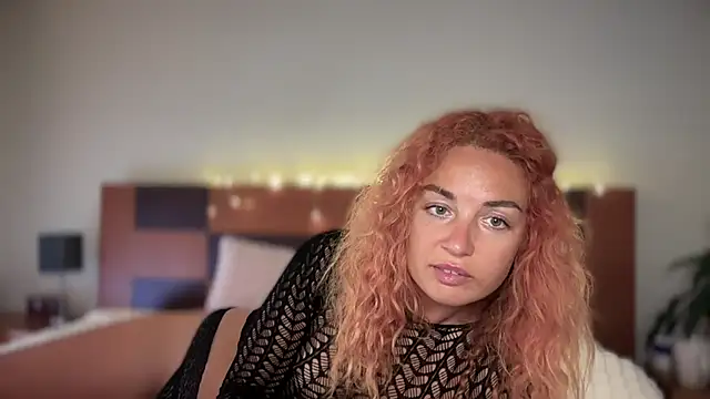 Chatroom XXX en direct de Reddgiirl