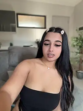 LilMisIndianx Chat XXX live