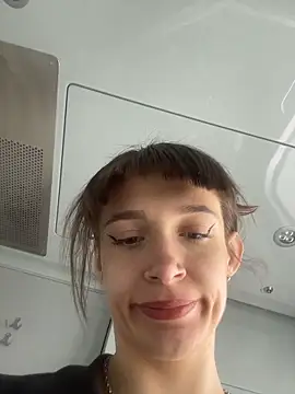 LeylaSins – Naživo XXX chat