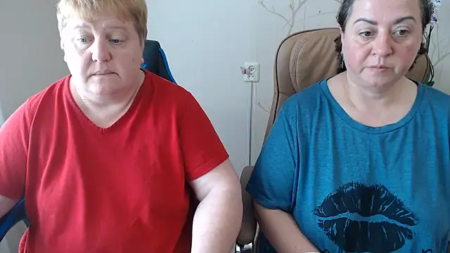 Lindy-Jeanie – Naživo XXX chat