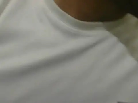 XXX chat uživo modela Stubborndesiboy