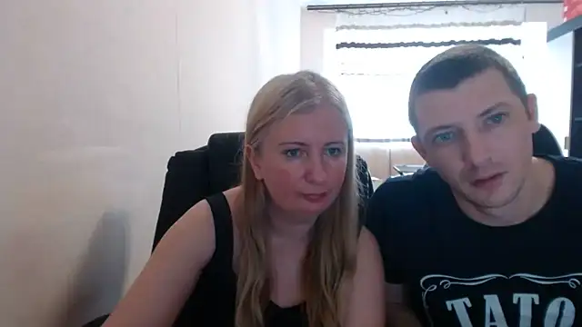 Chat +18 de PeterAndJen ao vivo