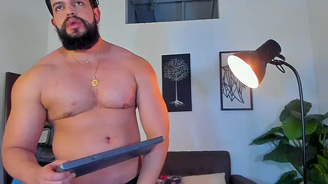 XXX chat uživo modela Justin_kingX7