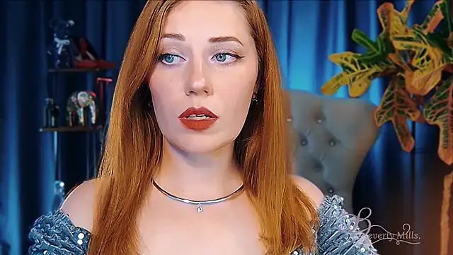 MissBeverlyMills' Live XXX Chat
