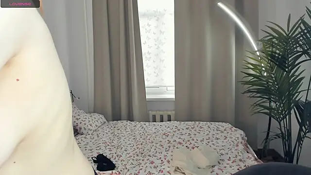 Онлайн чат XXX EstellaZion