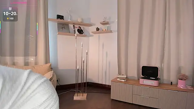 Lova_RaneのライブXXXチャット