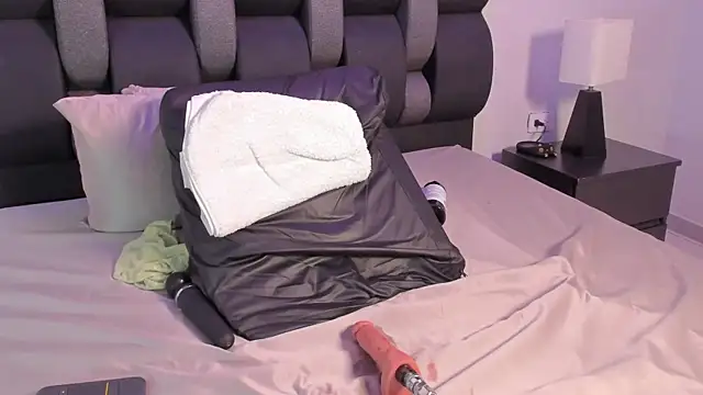 Živý XXX chat yeikafoxy