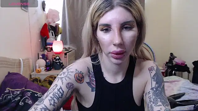 BLACKPeonyy's Live XXX Chat