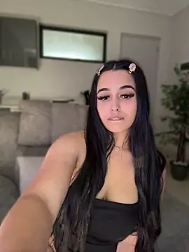 LilMisIndianx's Live XXX Chat