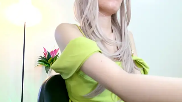 IreneIrene's Live XXX Chat