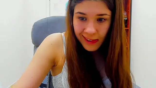 Chat +18 de Joannia ao vivo