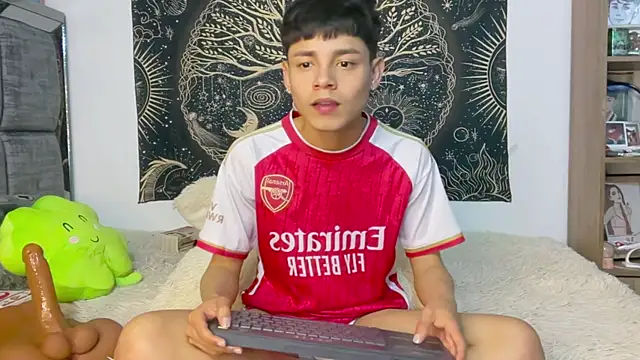 Онлайн чат XXX Andy_Belier23