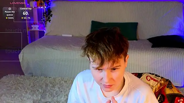 Онлайн чат XXX two_gerls_here