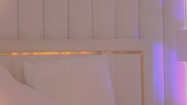 AriellaMelo 现场XXX聊天