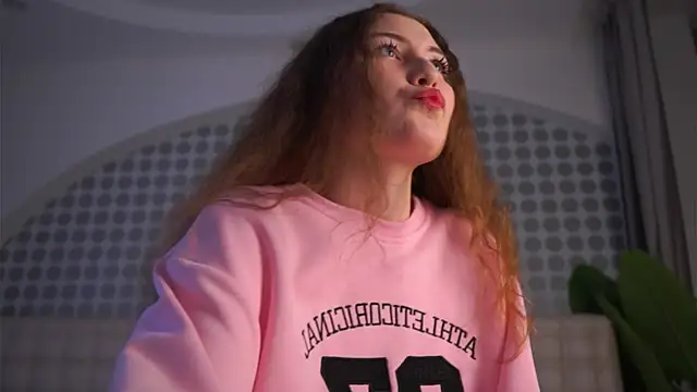 Chat XXX en directo de MegganKinson