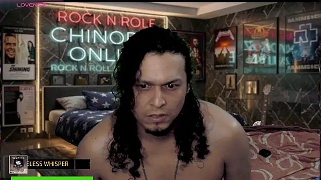 chino_roz Adlı Modelin Canlı XXX Sohbeti