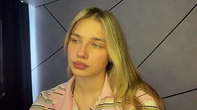 EarthaStinett's Live XXX Chat