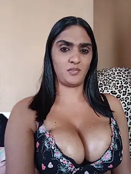 Živý XXX chat Eroticindian07