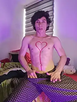 LittleTymmy's Live XXX Chat