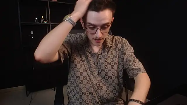FelixStarkkのライブXXXチャット