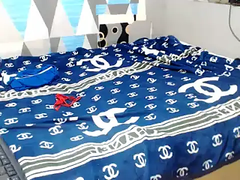Chat XXX Live Trish_CurveCock