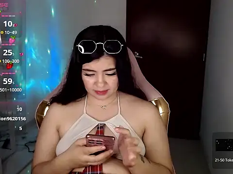 XXX chat uživo modela mila_paris