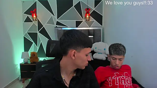 Онлайн чат XXX Juan_Nd_Steven