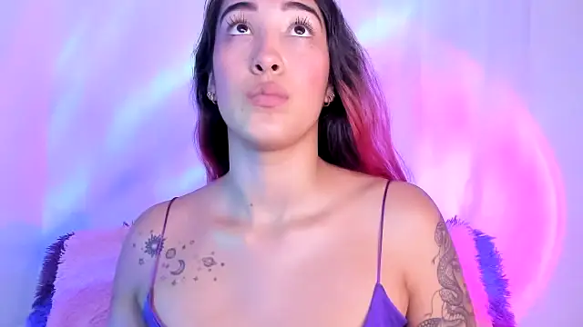 Chat XXX en directo de HeidyRousse