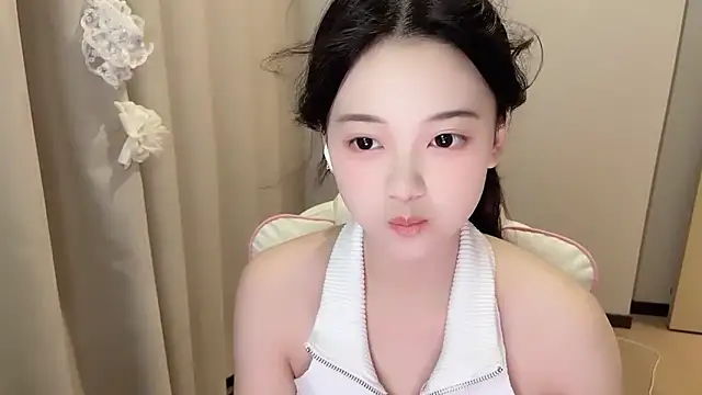 max688 即時 XXX 聊天