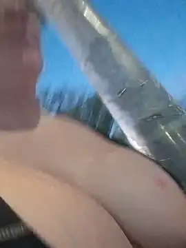 nakedgarbageperson Chat XXX in diretta