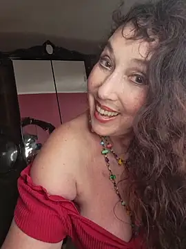 GypsyEsmeralda's Live XXX Chat