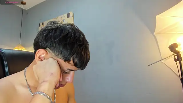 Ryan_grayx Live XXX Chat