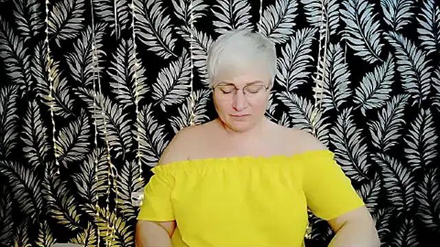 دردشة Olivia_playful الجنسية المباشرة
