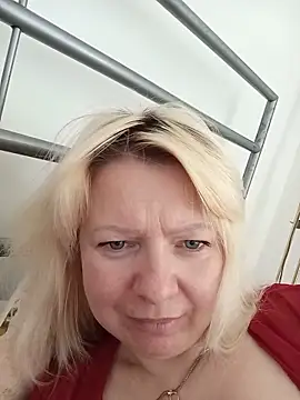 XXX chat uživo modela Lauri_scherri