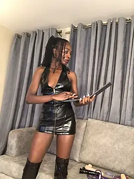 Mis_kaylee élő XXX-chatje