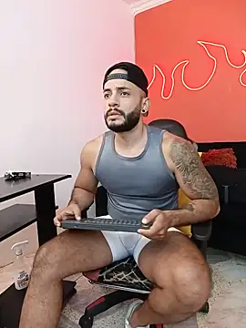 Онлайн чат XXX Mike_savage3