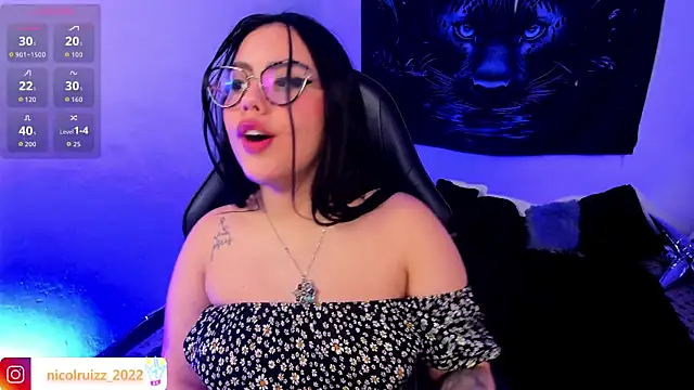 دردشة Nicolle_Ruizz الجنسية المباشرة