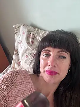 LadyLuxLover's Live XXX Chat