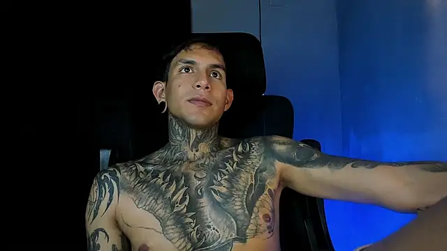 Travisttanner28's Live XXX Chat