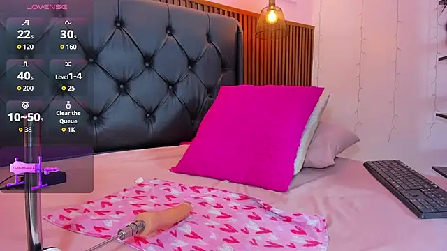 AMELIELEONE élő XXX-chatje